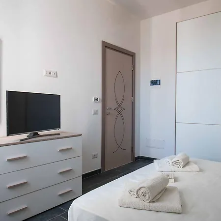 Gallura Street 21 3*